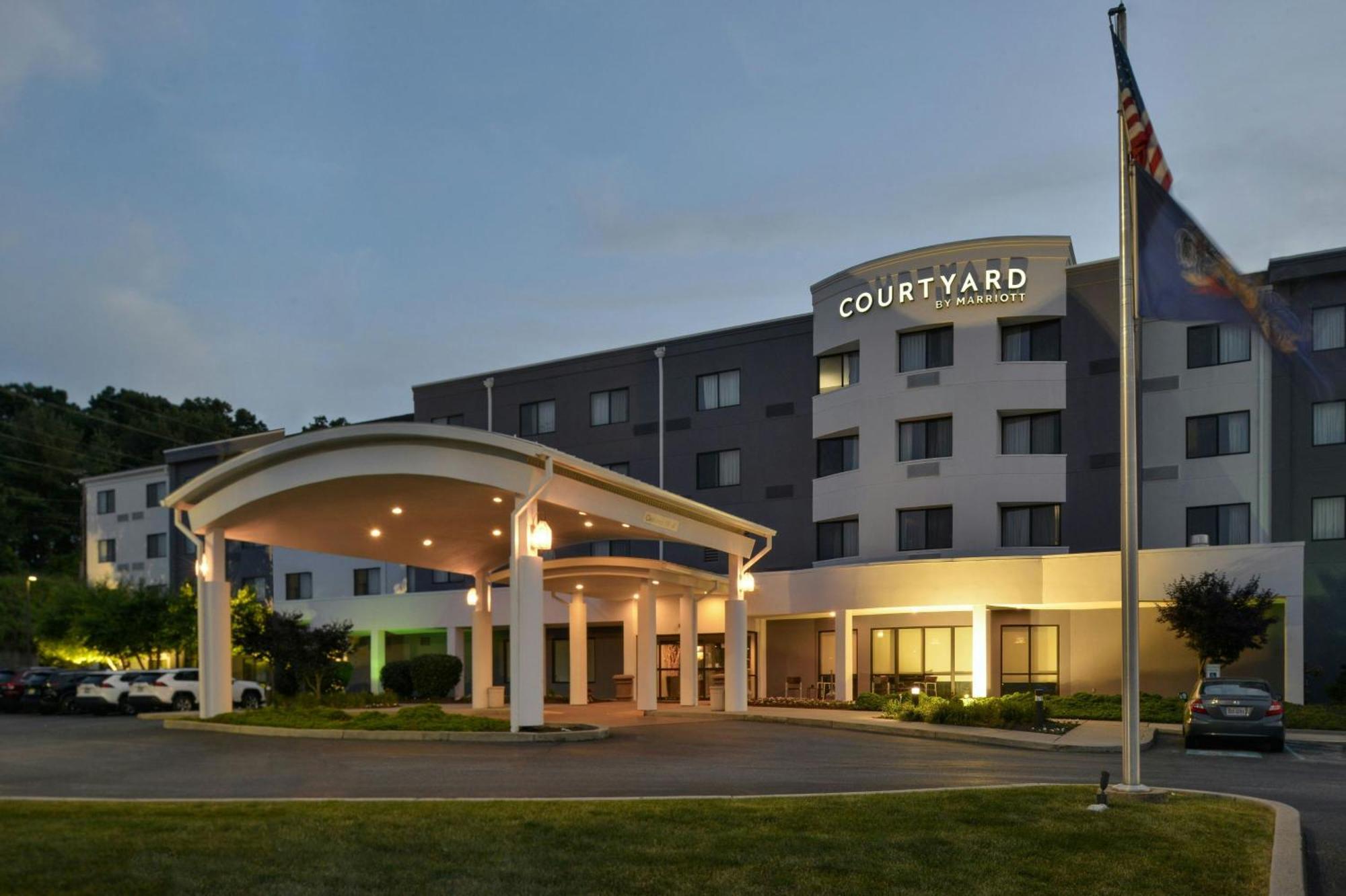 คอร์ตยาร์ด แฮร์ริสเบิร์ก เฮอร์ชีย์ Hotel ภายนอก รูปภาพ