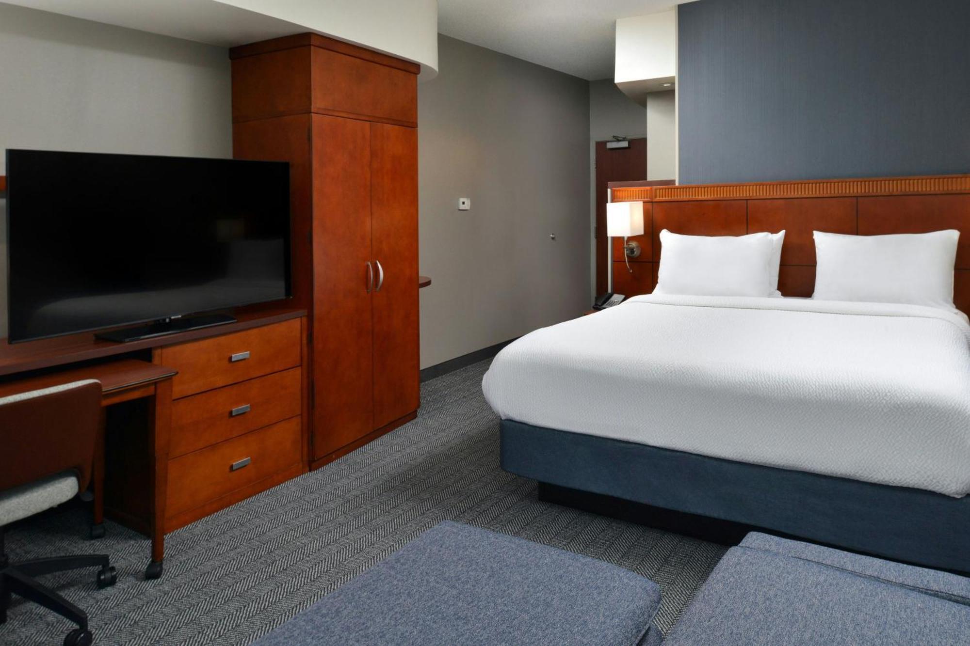 คอร์ตยาร์ด แฮร์ริสเบิร์ก เฮอร์ชีย์ Hotel ภายนอก รูปภาพ