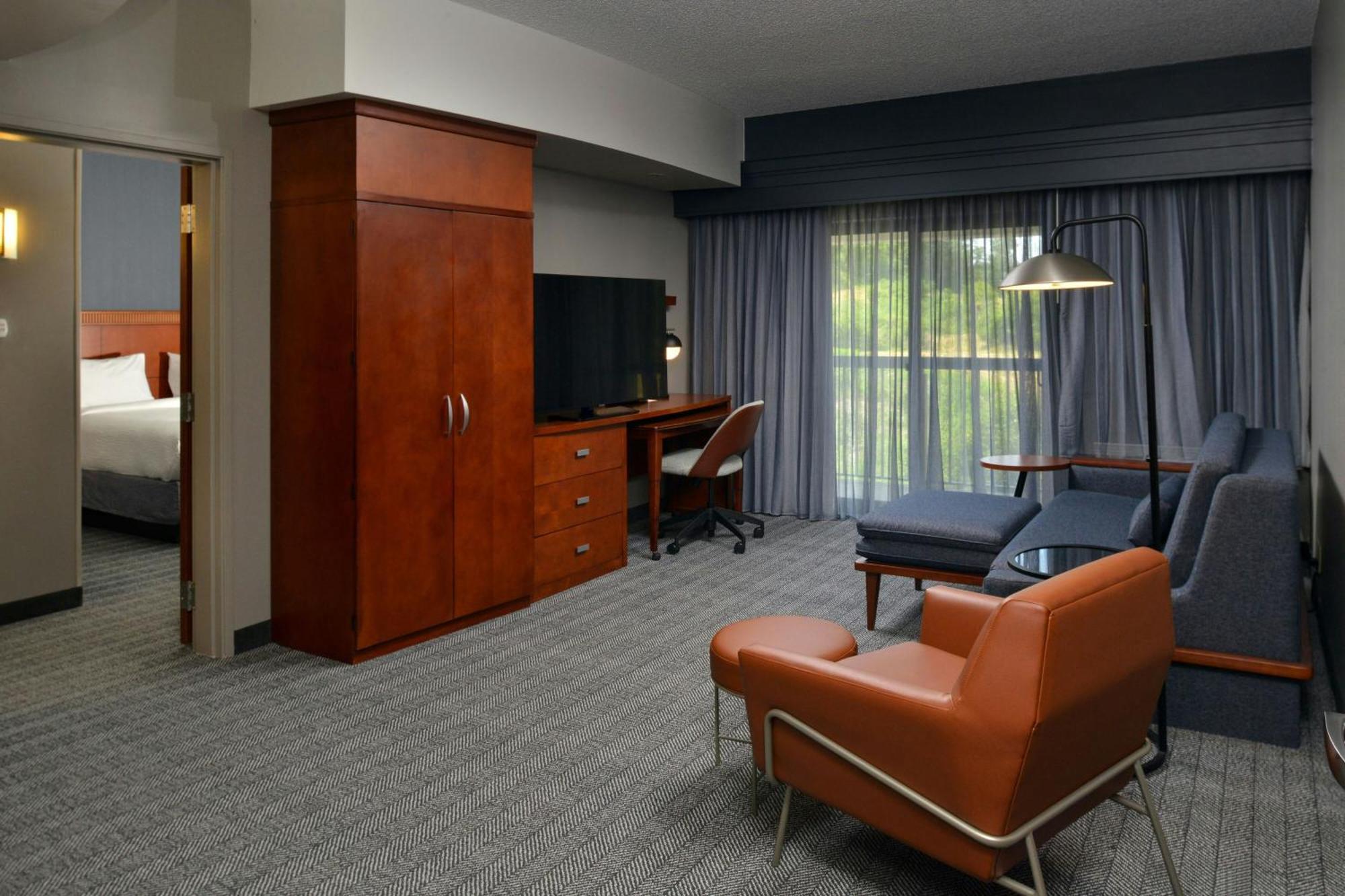 คอร์ตยาร์ด แฮร์ริสเบิร์ก เฮอร์ชีย์ Hotel ภายนอก รูปภาพ